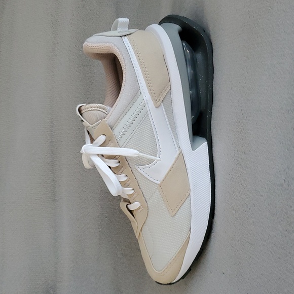 🆕️ NIKE Air Max Pre-Day Light Bone/White-Sanddrift US WOMEN SIZE: 5 - Picture 2 of 12